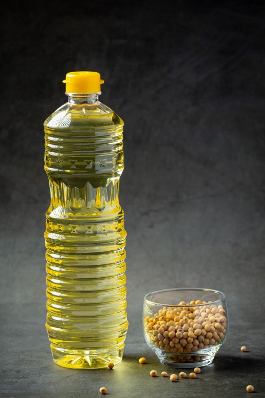 SOYABEAN OIL: 1 LT BOTTLE